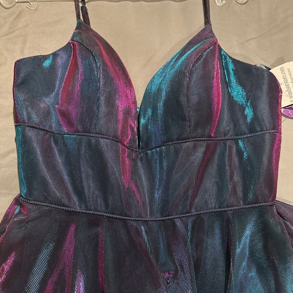 Prom dress - Picture 5 of 6